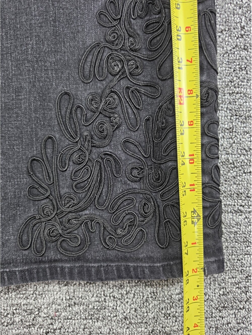 Avenue Jeans Women Plus Capri Black Dark Wash Embroidered Stretch 5-Pocket - Picture 12 of 15